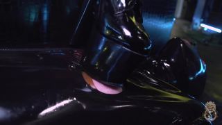 free porn clip 40 Kates Palace – Miss Lucy – Wet Glove Part 1 | diaper discipline | femdom porn daphne rosen femdom-9