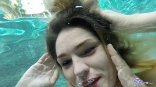  SexUnderWater presents roxxy renay gc2 12k, teens on teen-9