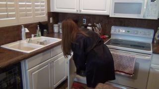 online adult clip 27 balloon fetish porn femdom porn | Mindi Mink – Mom Tease Son In Kitchen-Taboo | jerkoff-1