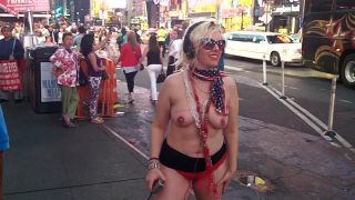 TimesSquareToplessBodyPaint-100_0228-8