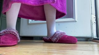 online adult clip 8 DommeTomorrow – morning socks – smelly slippers - fetish - masturbation porn bratty bunny femdom-6