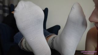 Footfetish Jane - Don't Sit Around When My Feet Are Sweaty (4k) - Foot Fetish-1