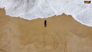 PAWG RISKY SEX ON A PUBLIC BEACH 1080p-2