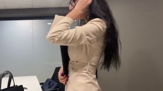 The Boss Fucked A Lustful Secretary In The Toilet-0