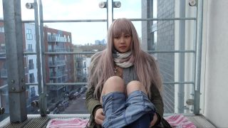 online xxx video 38 amateur xxx Masturbating Over London 1080p – Virtual Geisha, virtual geisha on public-1