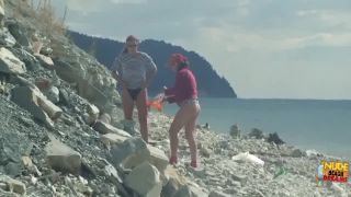 Real couples have sex at nude beach*-7