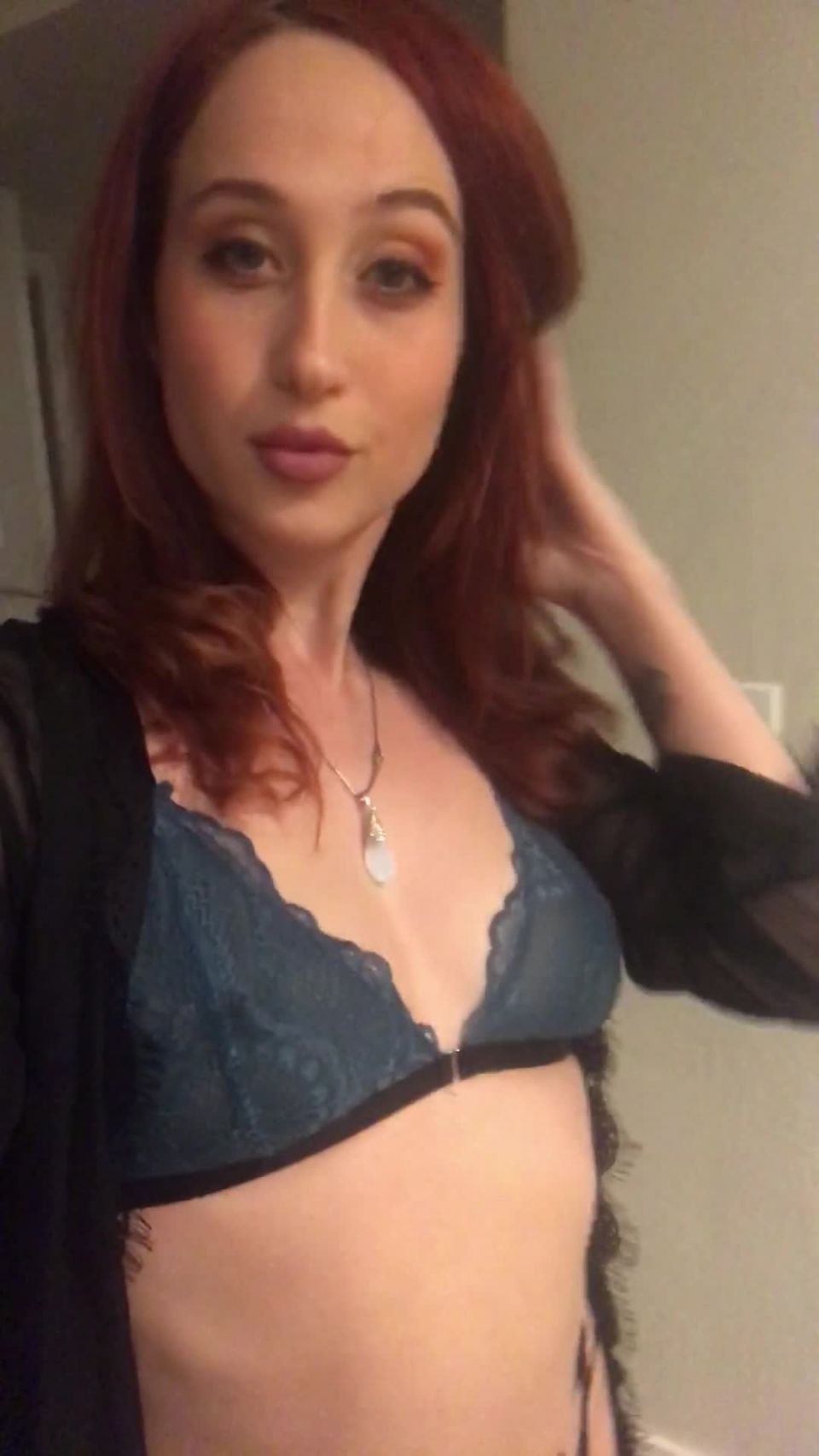 Luna Lain - lunalainxx () Lunalainxx - cant resist showing you boys my look today 15-01-2019