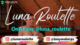 Luna Roulette - Busty MILF Seduces Her Servant Into Rough And Hot Sex After He Secretly Drew Naked Amateurporn - Luna roulette-9