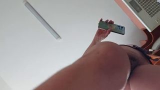 Hairy Pussy Amateur wife prepares breakfast naked. Milf hairy pussy, big tits, big ass.-9