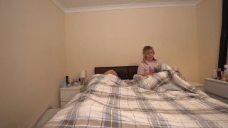 Big Butt Stepmom Shares Bed With Stepson During Cold Night-1