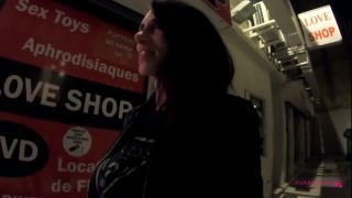 Ava Moore – The Empty Balls of the Sex Shop bukkake -9