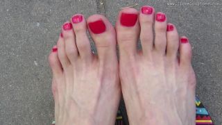 Pedicures – Graces long toes - Long legs-7