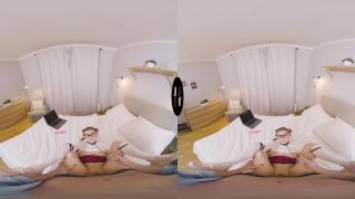 Playing With Pet Sister - Gear VR-0