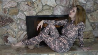 adult xxx clip 7 Ms Vivian Leigh - Eat it for Mommy on pov femdom foot worship-2