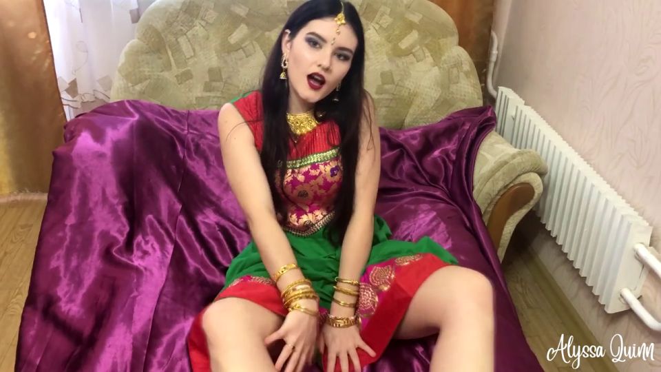 6217 Alyssa Quinn - Indian Desi Bhabhi Fucks In Pussy