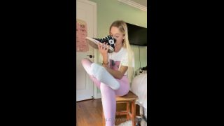online clip 38 xomaddykxo – 2022-02-23 – 2373831464, bridgette b foot fetish on feet porn -1