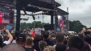 Hot girl flashes tits during a concert-4