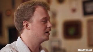 Latina Fucking At The Italian Restaurant - Violet Gems, Justine Jakobs, Jimmy Michaels-2