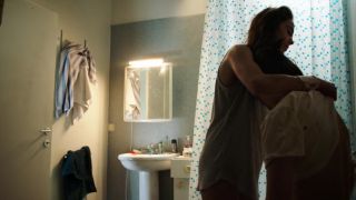 Ella Rumpf, Garance Marillier – Raw (2016) HD 1080p!!!-7
