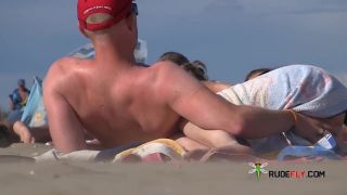 Voyeur cam nude plage Nudism-7