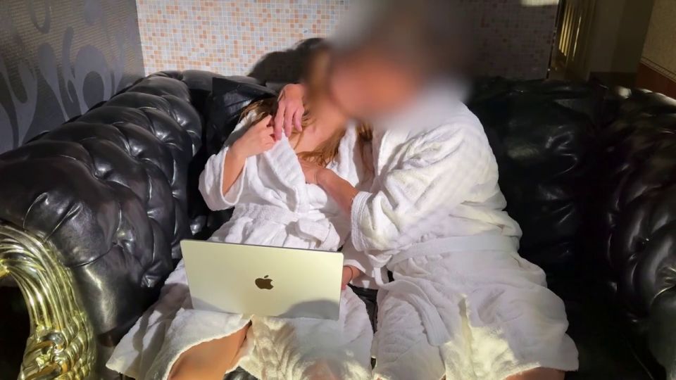 siiiiikun - 彼氏がシャワー中に…つい1人で遊んじゃってバレた///でもその後、もっと激しく…
