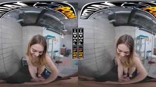 Virtual Porn - Molly Little - Shower-3