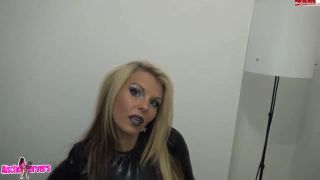 BootsShoesVideos004087-0