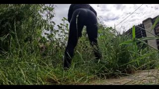 Latina Girls Porn Waiting for a Handsome Gardener-1