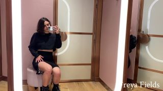 Freya Fields Freyafieldsi got super horny while shopping yesterday and just couldnt help but touch myself in the - 26-06-2020 - SiteRip-7