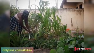 [GetFreeDays.com] African babe AKIILISA gardening day Adult Clip June 2023-5