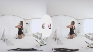adult xxx clip 37 Office Playtime : Veronica Clark [VirtualTaboo] (UltraHD/4K 2700p), emmas femdom on 3d porn -2