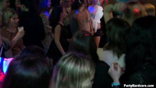 porn clip 23 hardcore lesbian squirt / hardcore / hardcore porn-3