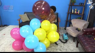 Custom Fetish - Sasha Machine Pops Multiple Balloons 4K - Fetish-5