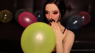 Raven Alternative Raven Alternative aka ravenalternative - 06-07-2022 OnlyFans Video - My first ever looner clip I will admit it was insanely fun to play around and video fetish-2