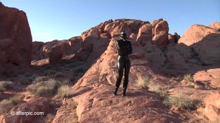 Hot - Valley of Fire-8