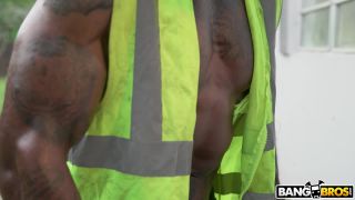 Rose Monroe in Rose Monroe Bangs Construction Worker 1080p FullHD-0