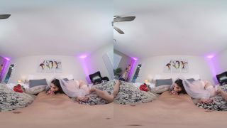Escaped Bride - Alyx Star Oculus Rift - [Virtual Reality]-2