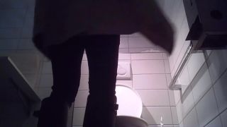  voyeur | Voyeur - Swiss Toilet 8 | voyeur-5