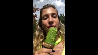 Shona River () Shonariver - this is how you eat ice cream in japan lol 05-09-2019-9