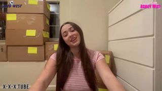 Beg Itbaby Thanking The Movers With A Blowjob  Amateur  Beg4itbaby -0