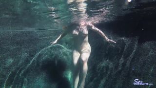 SexUnderwater e1030 Arietta Adams UW Model Training 2 (mp4)-0