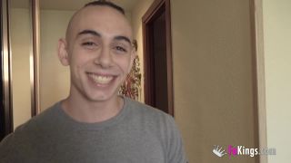 Merce   Entramos en la casa de Merce su marido no esta, la madura d....-1