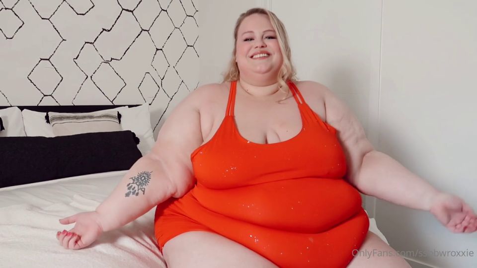 Ssbbwroxxie Beight A Naughty Fat Bitch In Her Tight Dress Ssbbwroxxie Mature