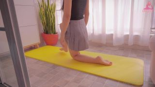 Aimier Nbsp Simple yoga hotWorkout - 04-12-2021 - Onlyfans-4