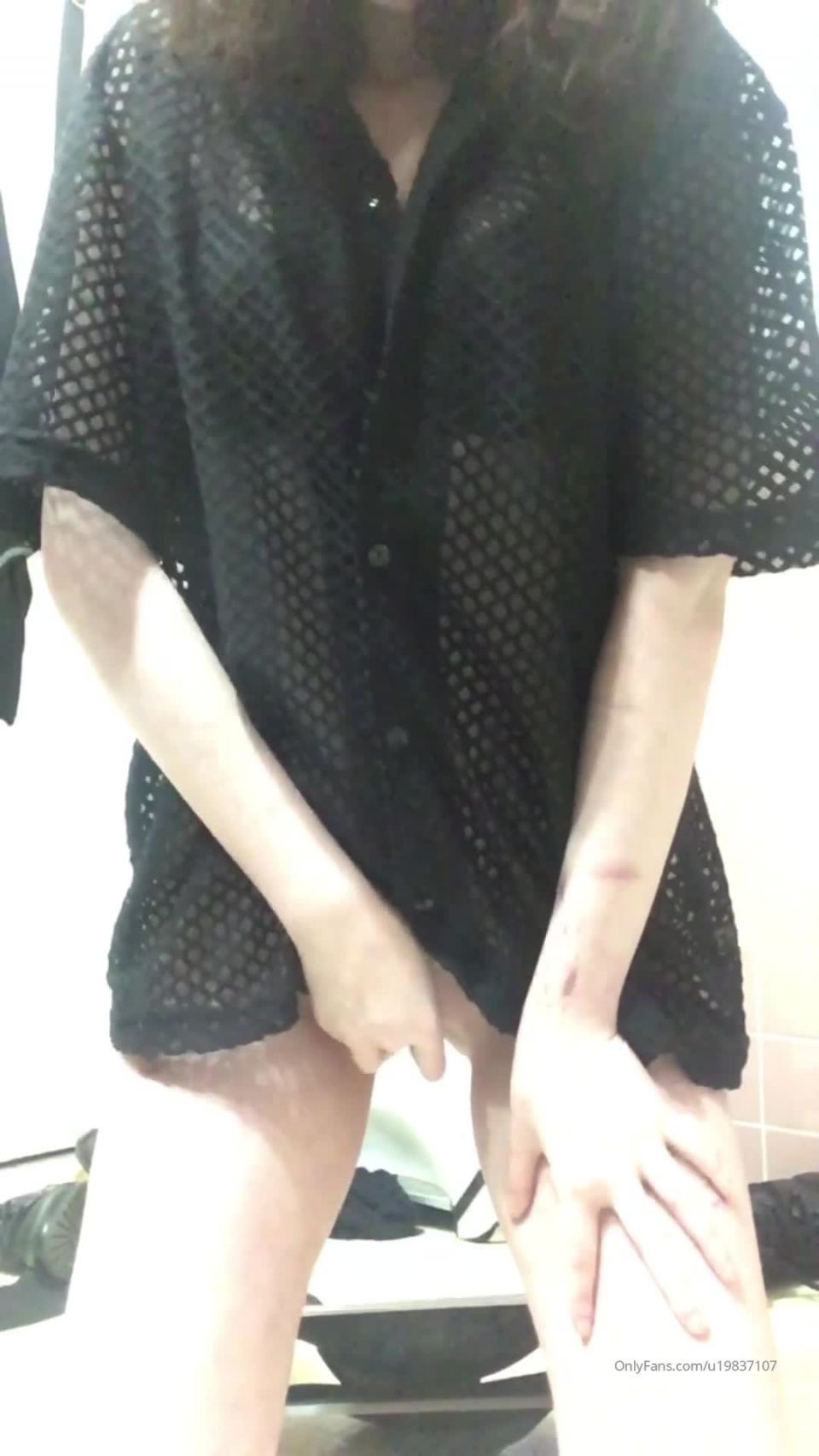 Bratty maddie - brattymaddie666 () Brattymaddie - clips of me fingering my self sorry for the scars ill be posting more soon 12-03-2020