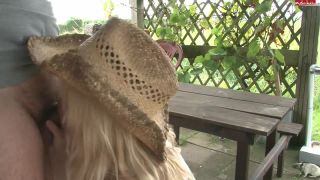 online video 45 Sweet-Michelle - So habe ich mich beda nkt nach der Gart enar beit, amateur bdsm on german porn -5