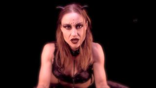M@nyV1ds - The Mistress B - A Beautiful Nightmare-4