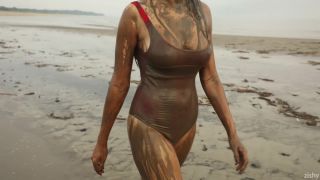 Sofia Orlova - On Gryaznyy Beach-0
