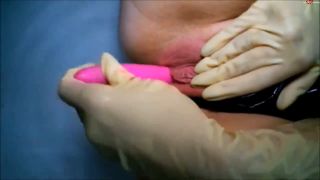 Melissa Deluxe - Geile Lack und Latex Bitch Squirtet 3 mal heftig ab 720P - Germany-8