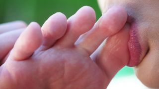 7138 Foot Tease - Amber Moore-7